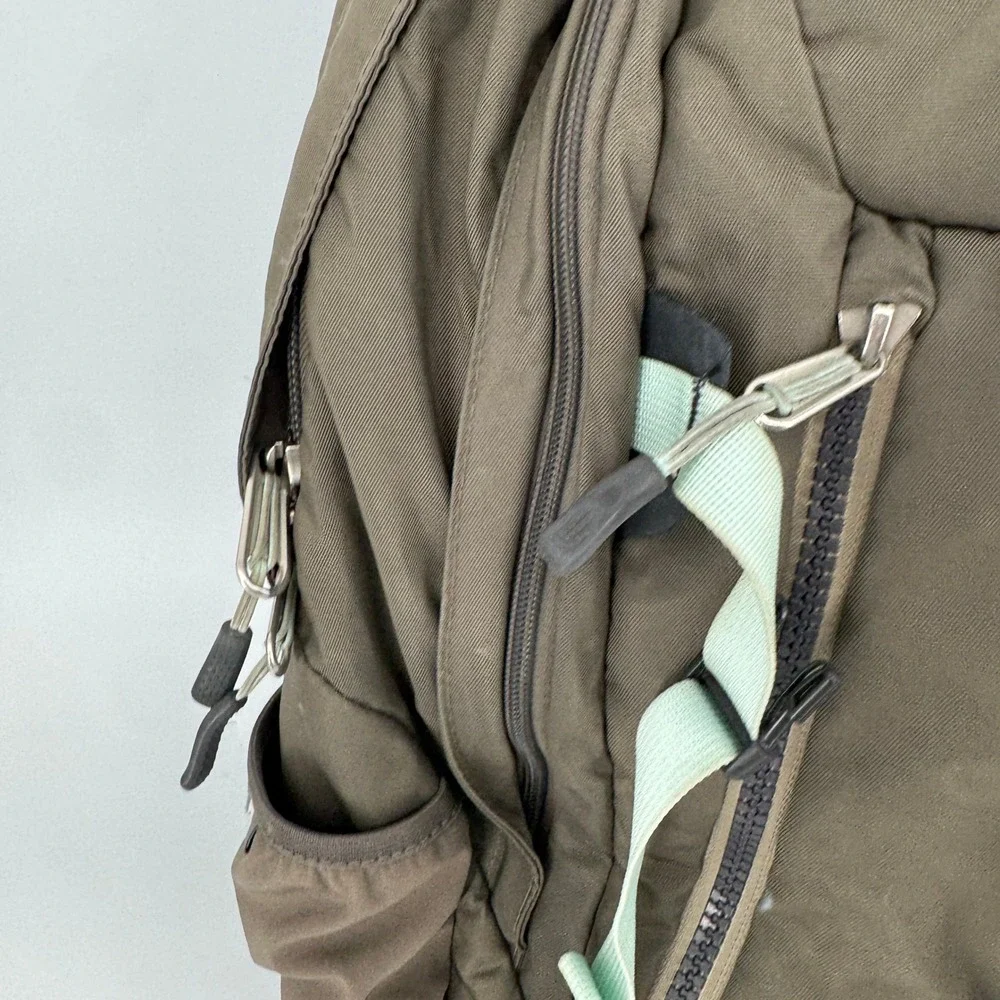 The North Face Surge II Backpack Mens OS Olive Green Laptop Daypack Hiking‎ Read